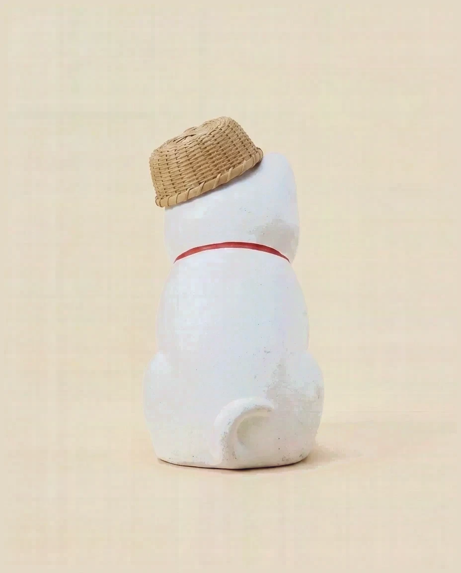 犬張子 — 背面