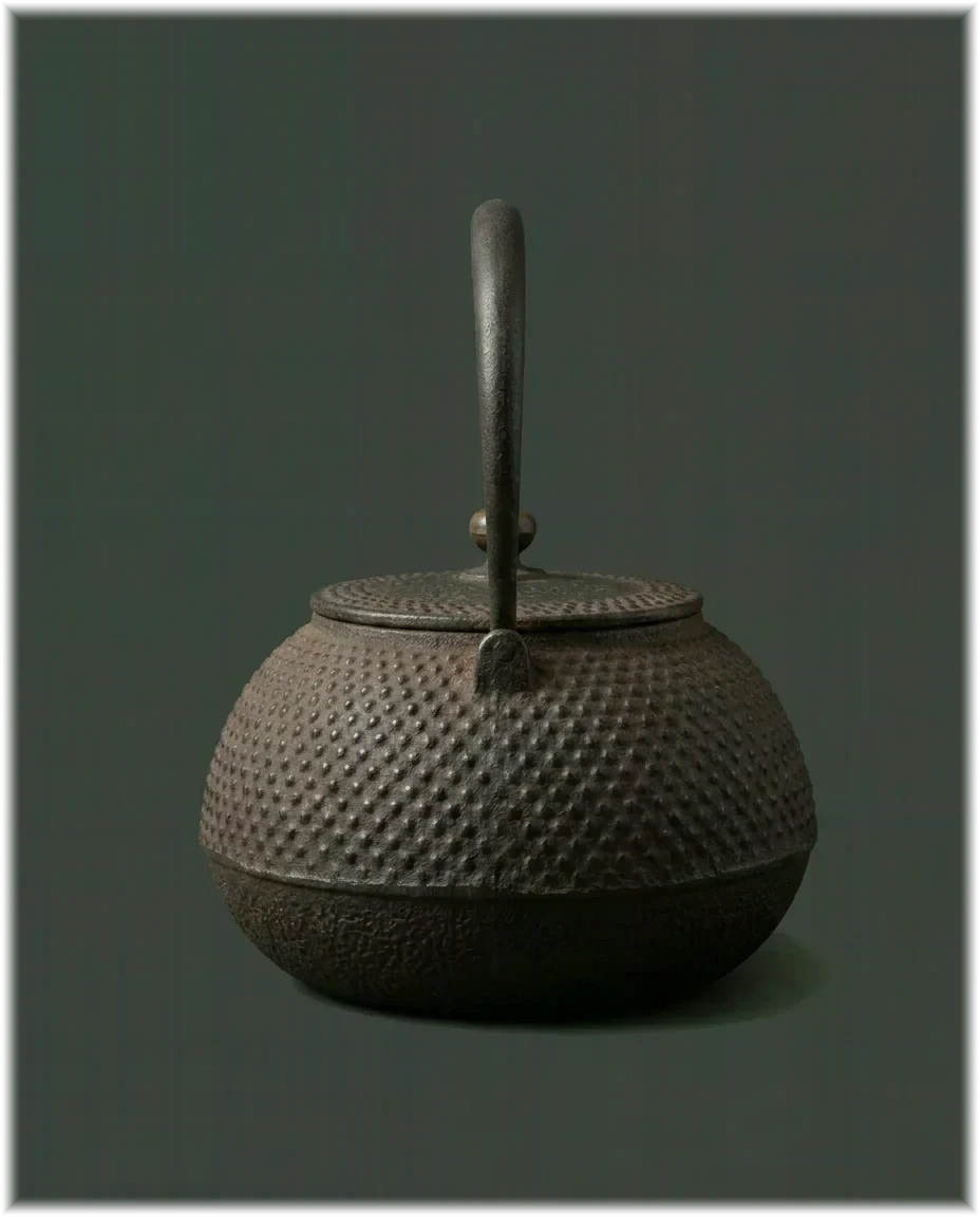 Nambu ironware — Back